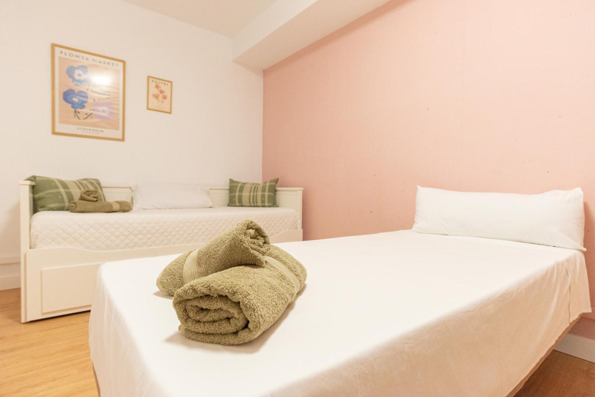 Villa Valentina - Renovated On Los Alamos Beach Torremolinos Zewnętrze zdjęcie