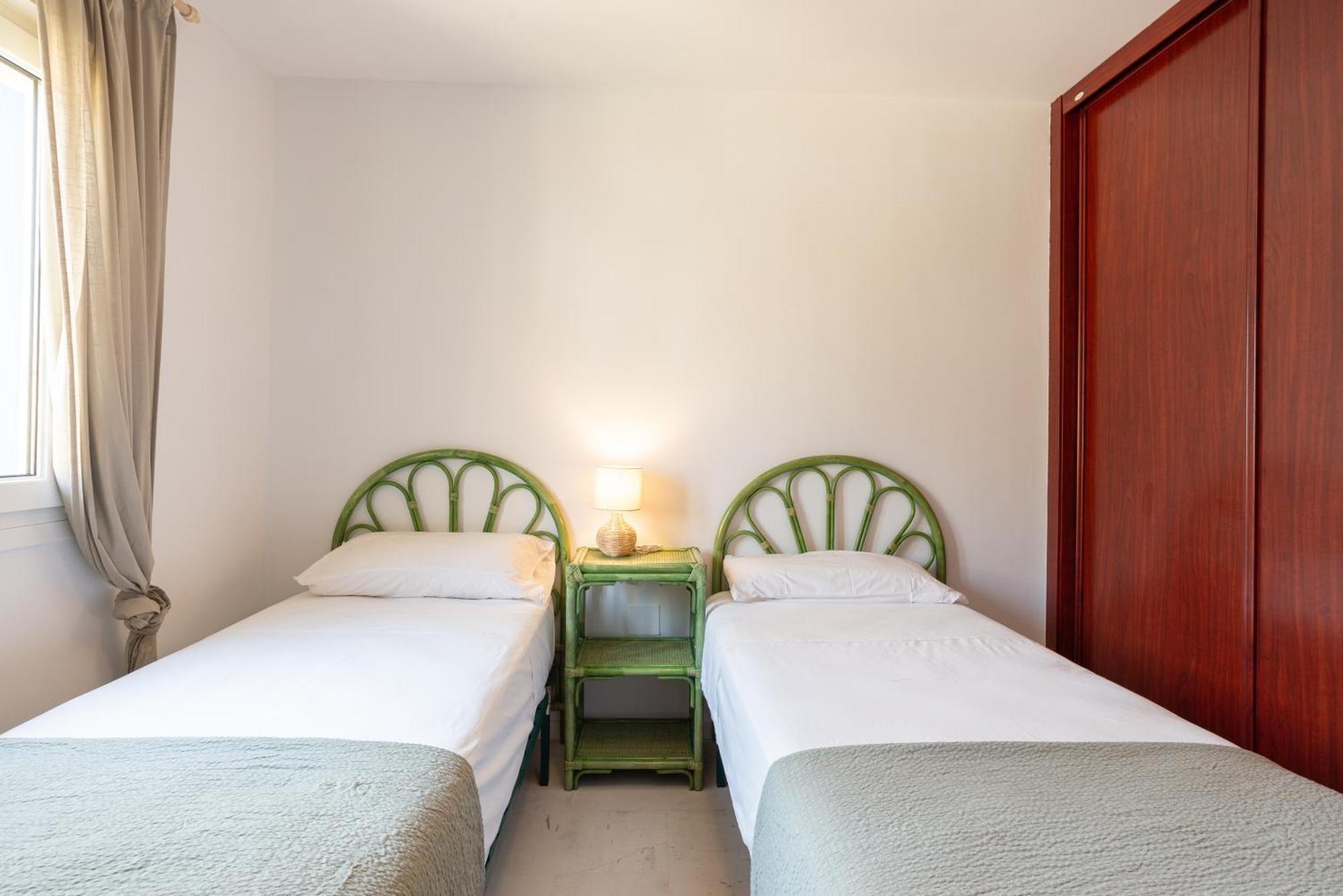 Villa Valentina - Renovated On Los Alamos Beach Torremolinos Zewnętrze zdjęcie